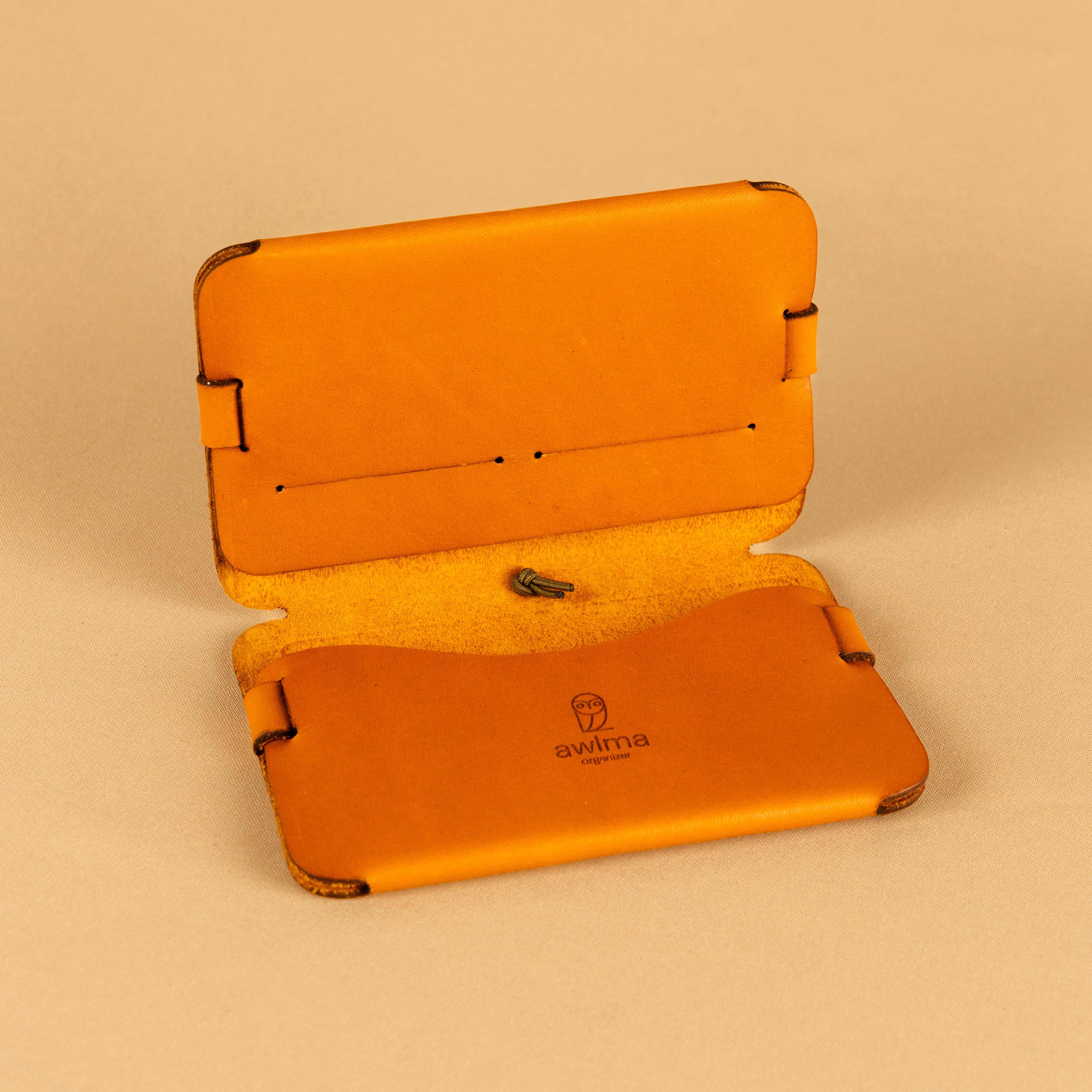 Seamless Passport Wallet A6