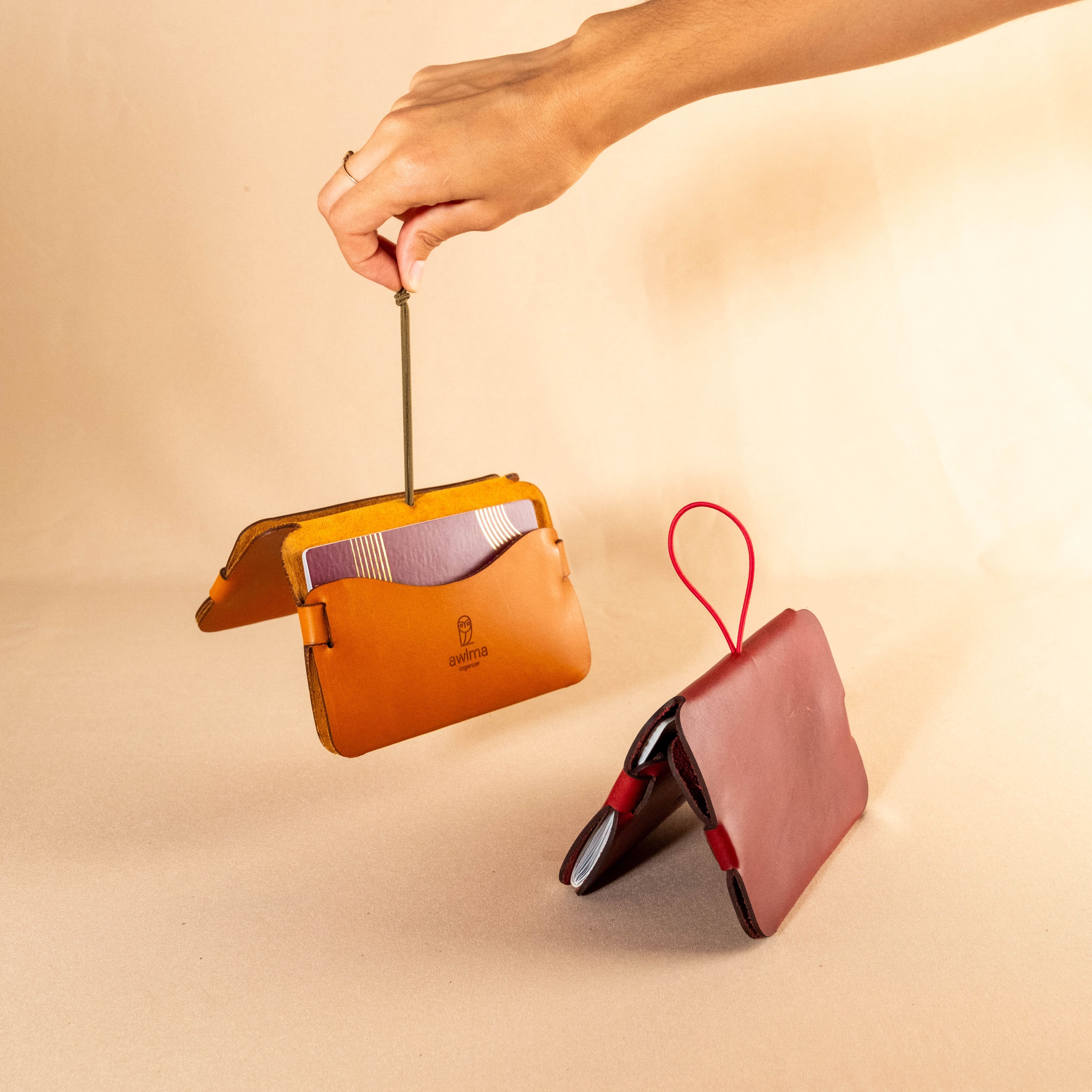 Seamless Passport Wallet A6