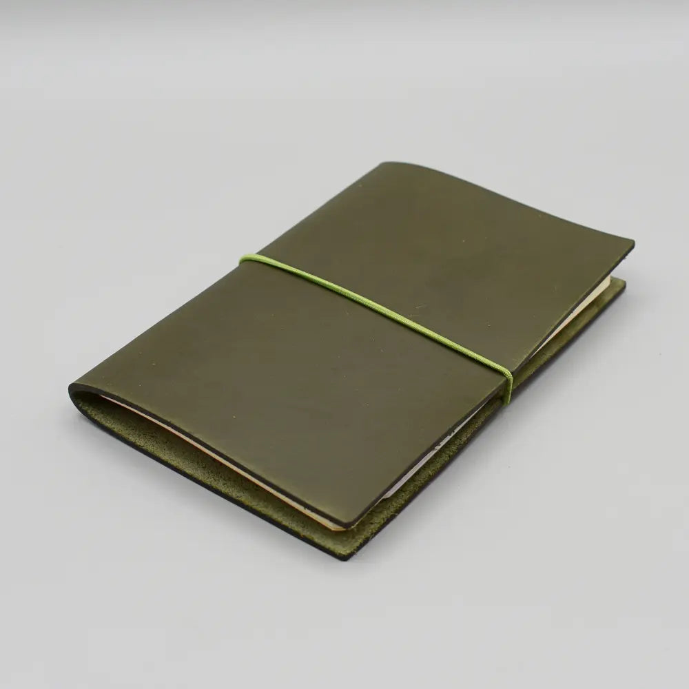 Plain Leather Portfolio | A6 - Awlma