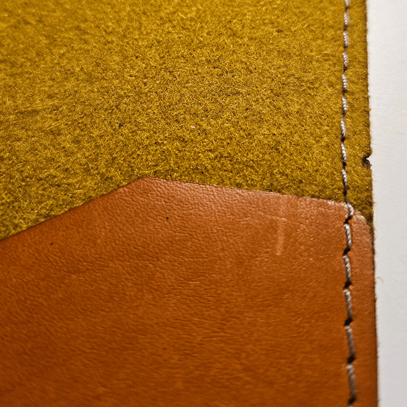 VOYAGER Leather Journal A5 - Awlma